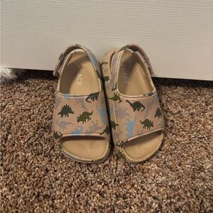 The Children's Place Dinosaur Print Sandals - Tan and Green